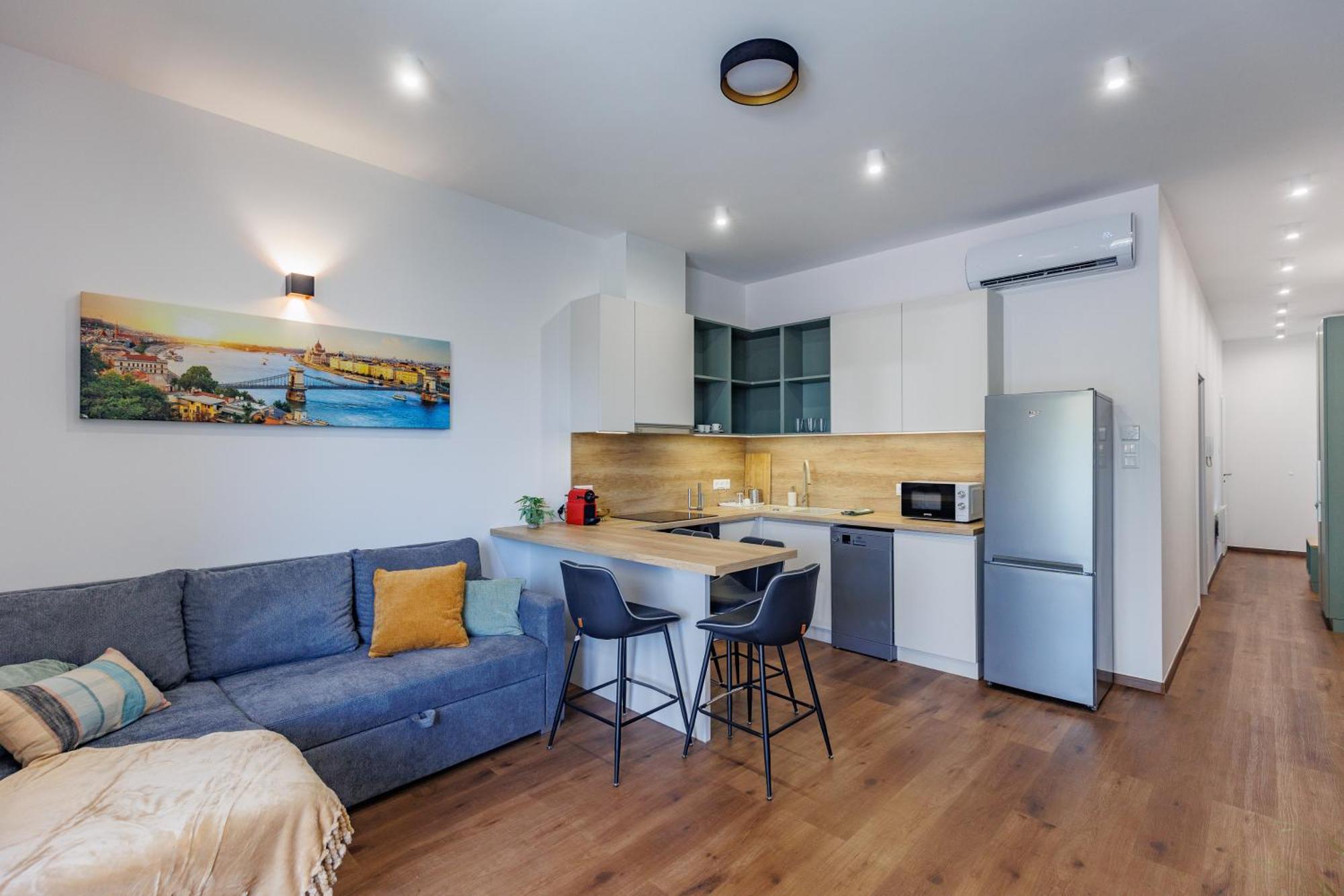Klauzal Rooftop Apartment Budapest