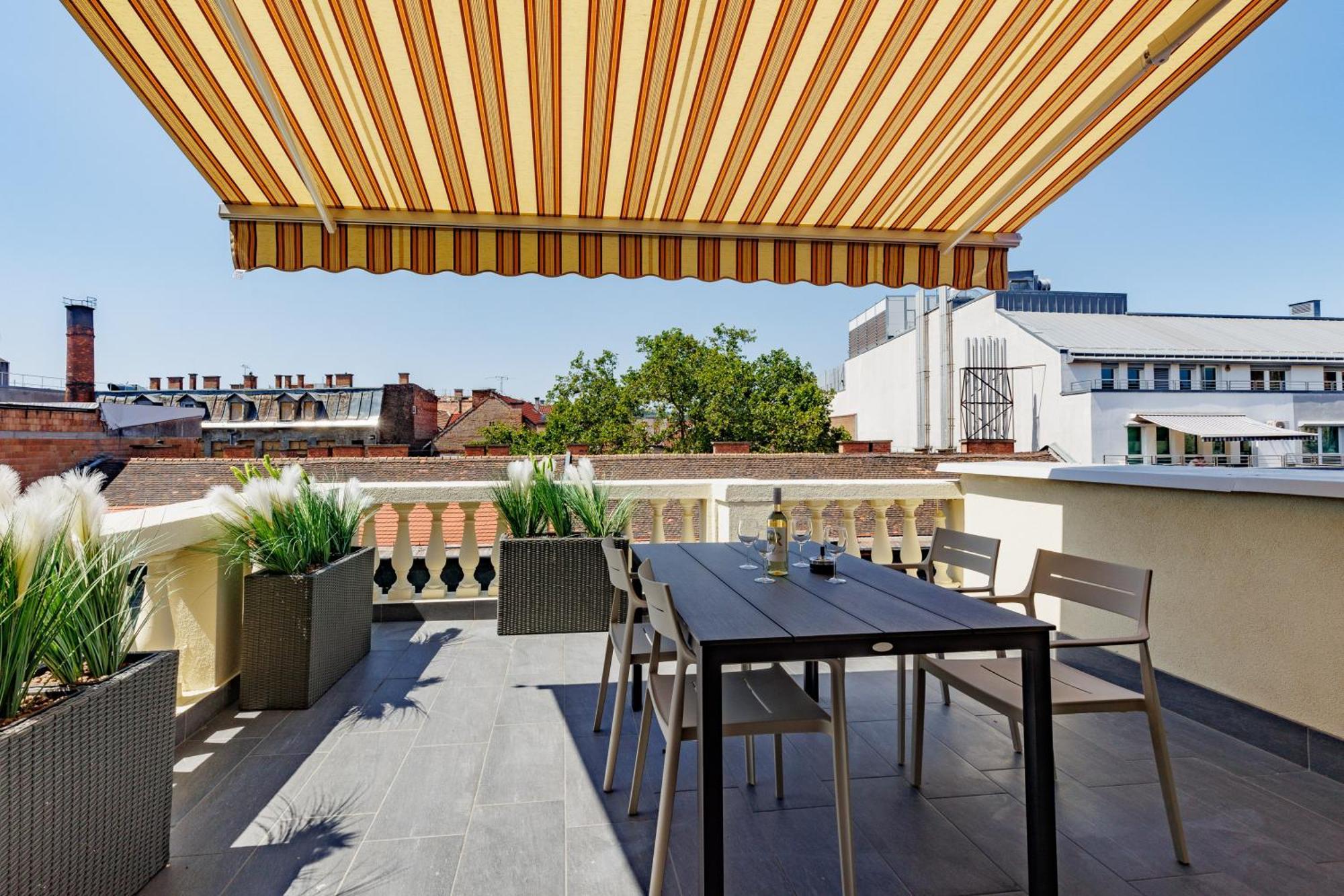 Klauzal Rooftop Apartment Budapest