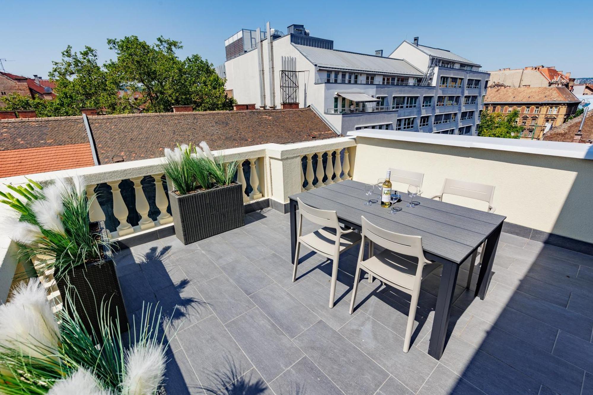 Apartment Klauzal Rooftop